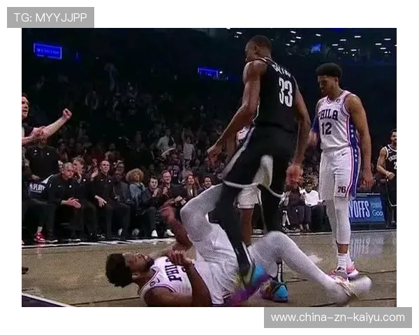 恩比德强吃内线，费城76人把比赛拖住