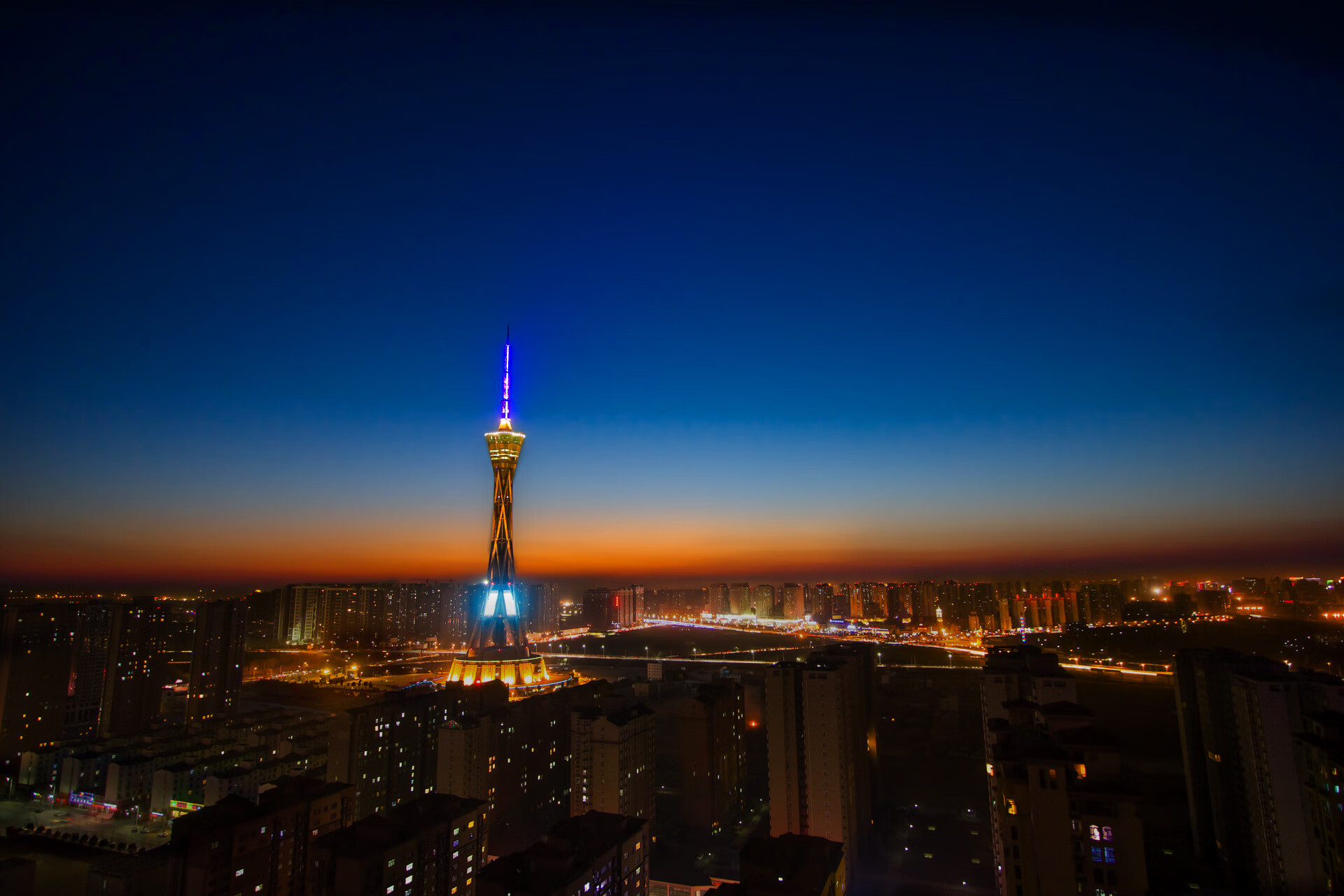 决赛终场哨响前被逆袭，遗憾收官，终场哨声响起之前 胜负都有可能改写